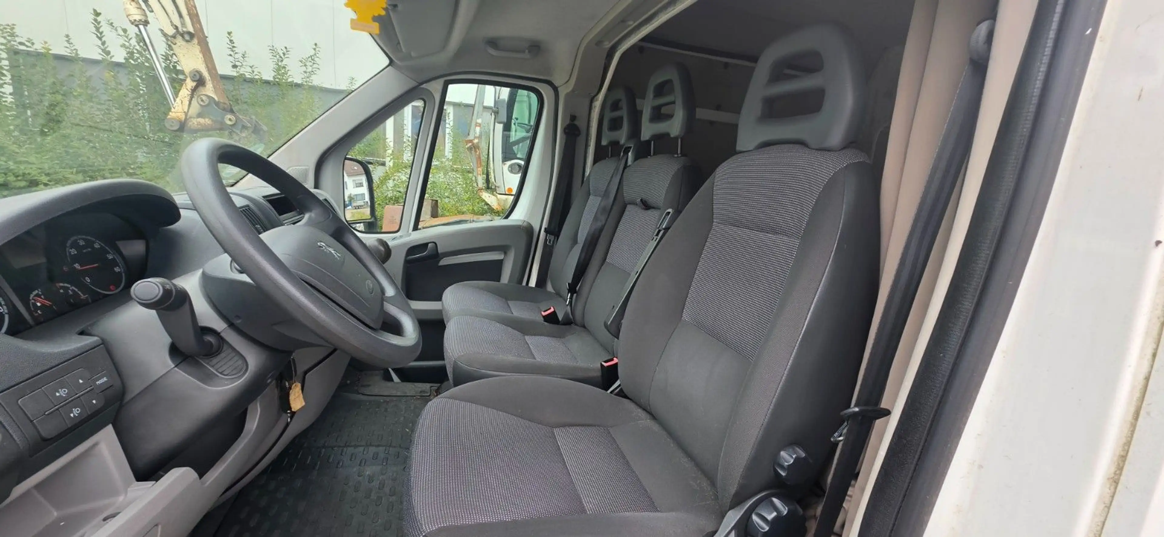 Peugeot Boxer HDi AVANTAGE*CAMPER*BETT*KLIMA*WASSER* — photo 10