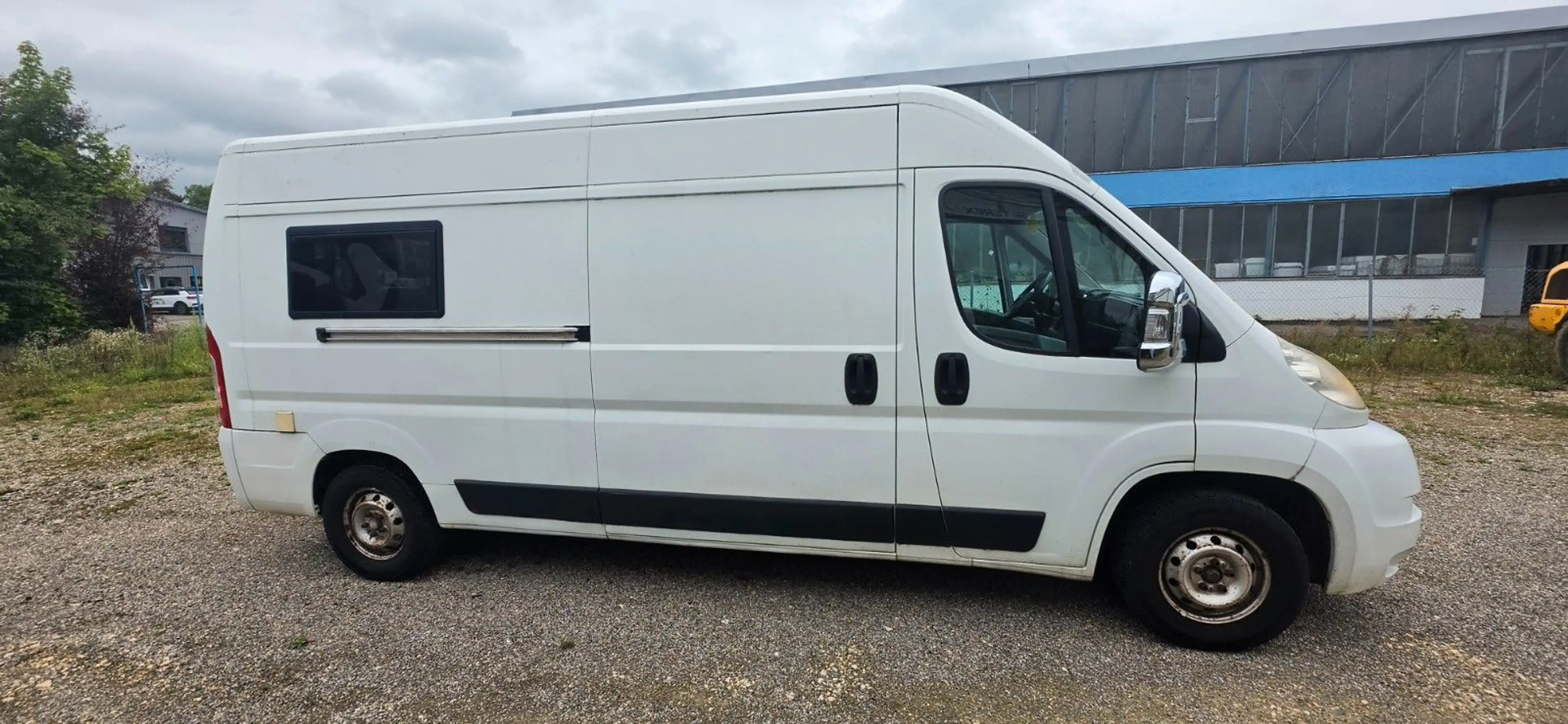 Peugeot Boxer HDi AVANTAGE*CAMPER*BETT*KLIMA*WASSER* — photo 4