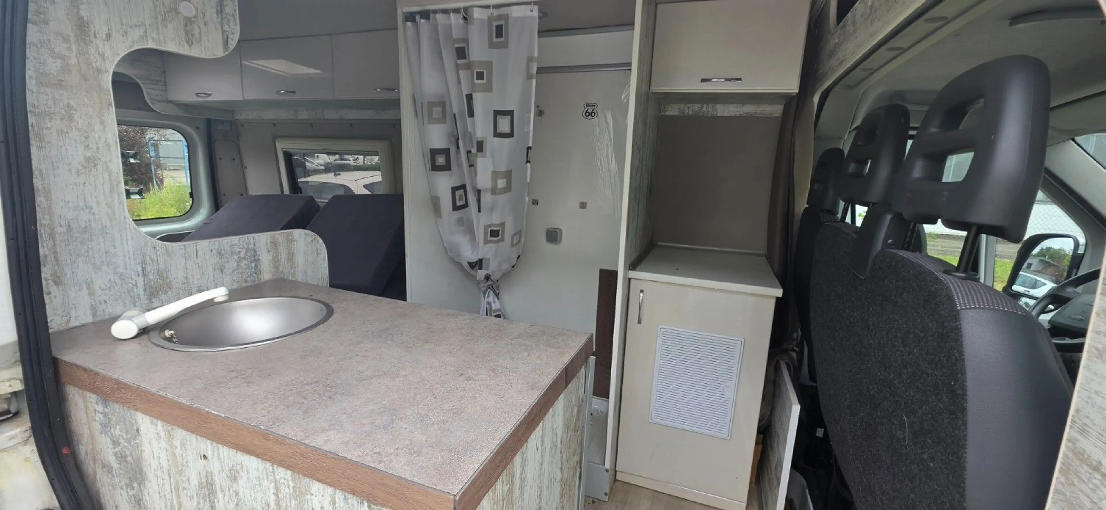 Peugeot Boxer HDi AVANTAGE*CAMPER*BETT*KLIMA*WASSER* — photo 12