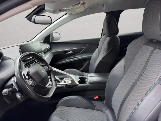 Peugeot 3008 view 10