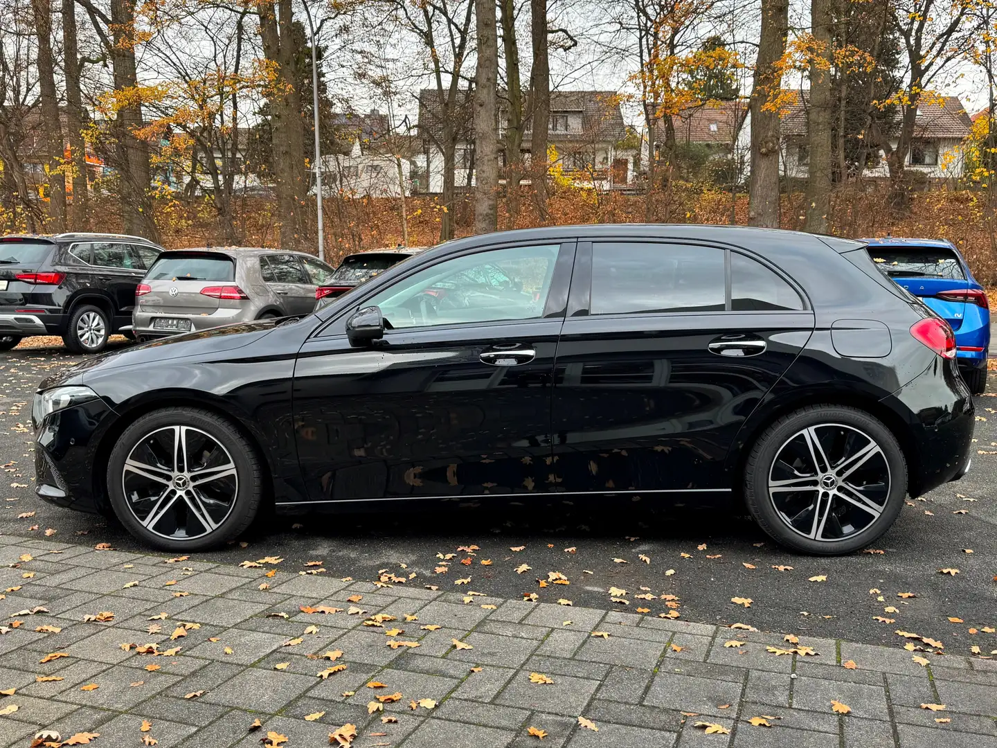 Mercedes-Benz A 200 A 200 d - AMG, 8Gang Aut. LED, Navi 360°,Memory Zwart - 2