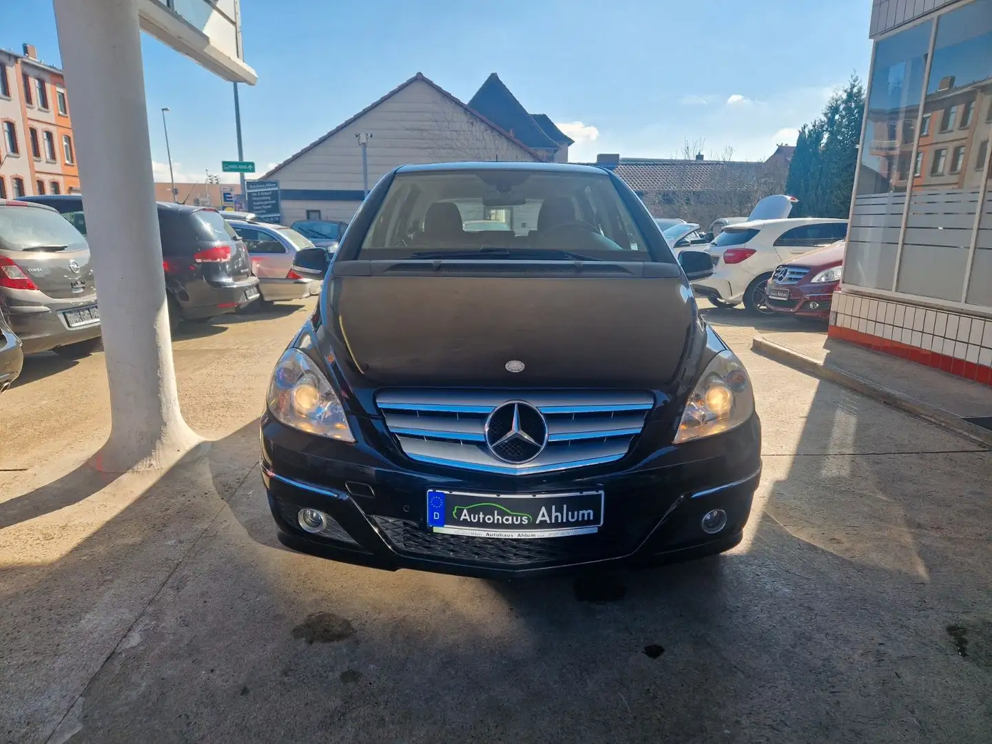 Mercedes-Benz B 180 B -Klasse B 180 CDI 8-fach Klima SHZG MFL Schwarz - 2