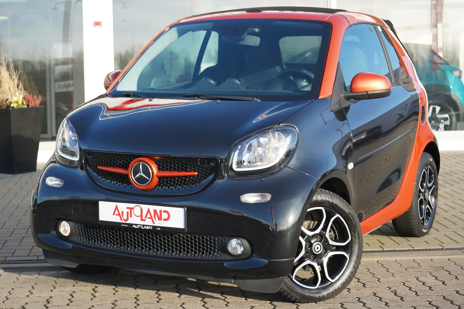 smart forTwo fortwo cabrio 1.0 Prime Leder Sitzheizung Klima Schwarz - 2