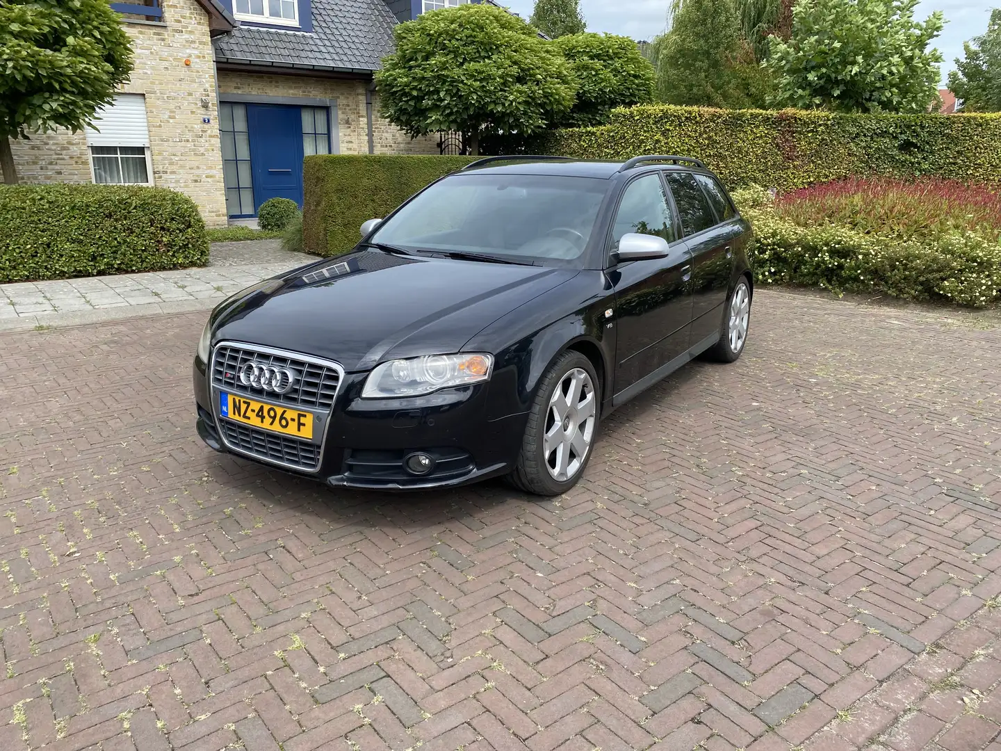 Audi S4 4.2 V8 quattro Czarny - 1