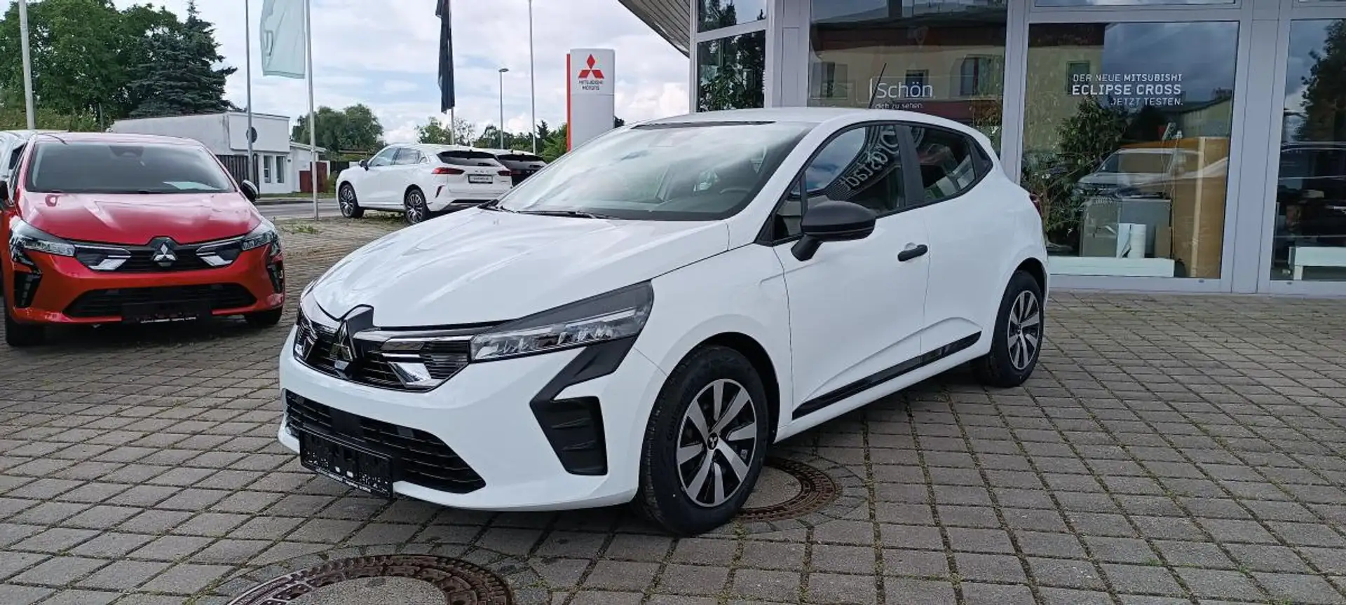 Mitsubishi Colt 1.0 Aktions Fahrzeug Weiß - 1