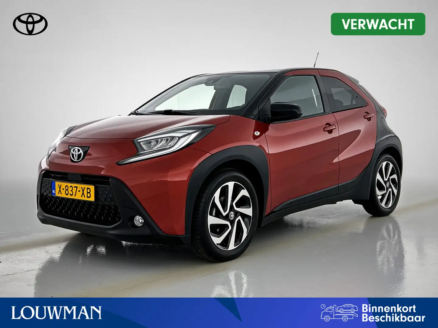 Toyota Aygo X 1.0 VVT-i S-CVT Pulse | 17 inch velgen | Apple Car Rood - 1