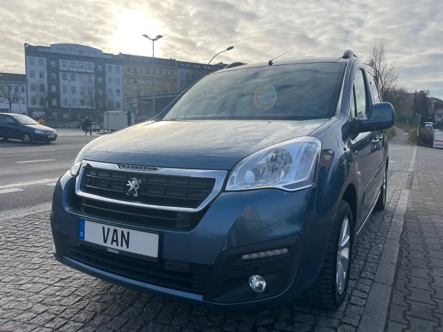 Peugeot Partner Allure,Klima,Kamera,PDC,1Hand Blau - 2