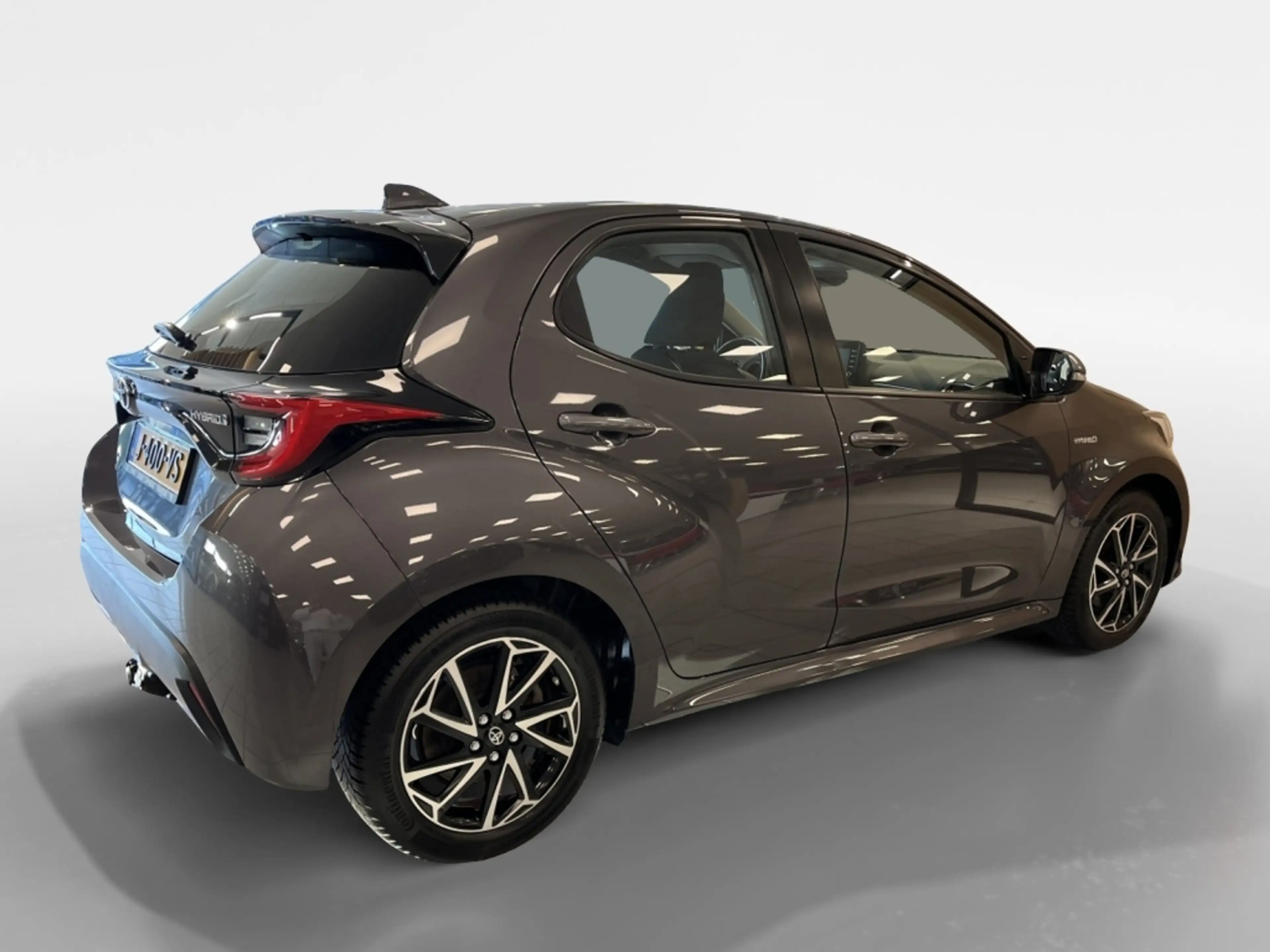 Toyota Yaris 1.5 Hybrid First Edition | Camera | Apple Carplay — photo 2