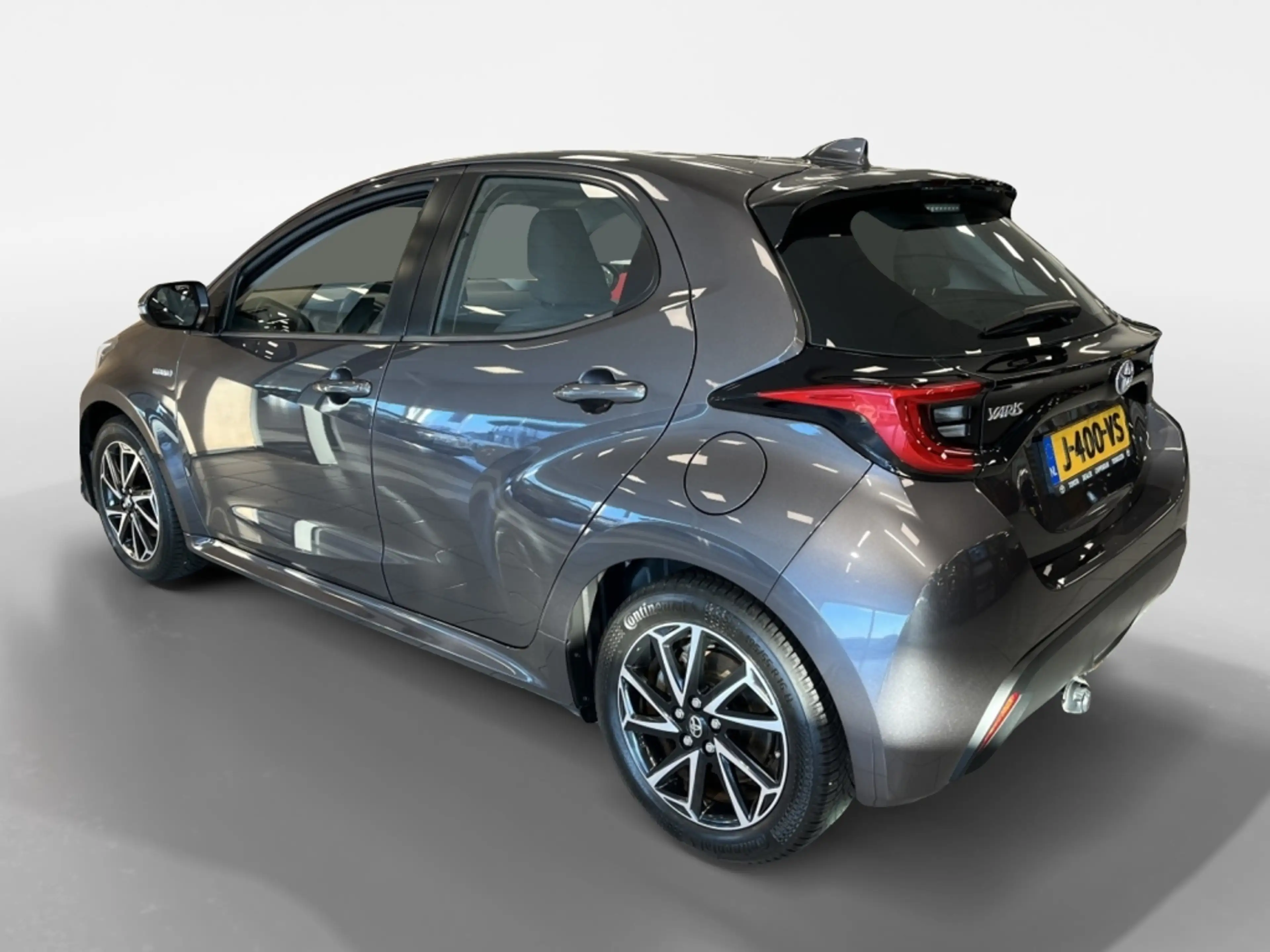 Toyota Yaris 1.5 Hybrid First Edition | Camera | Apple Carplay — photo 6