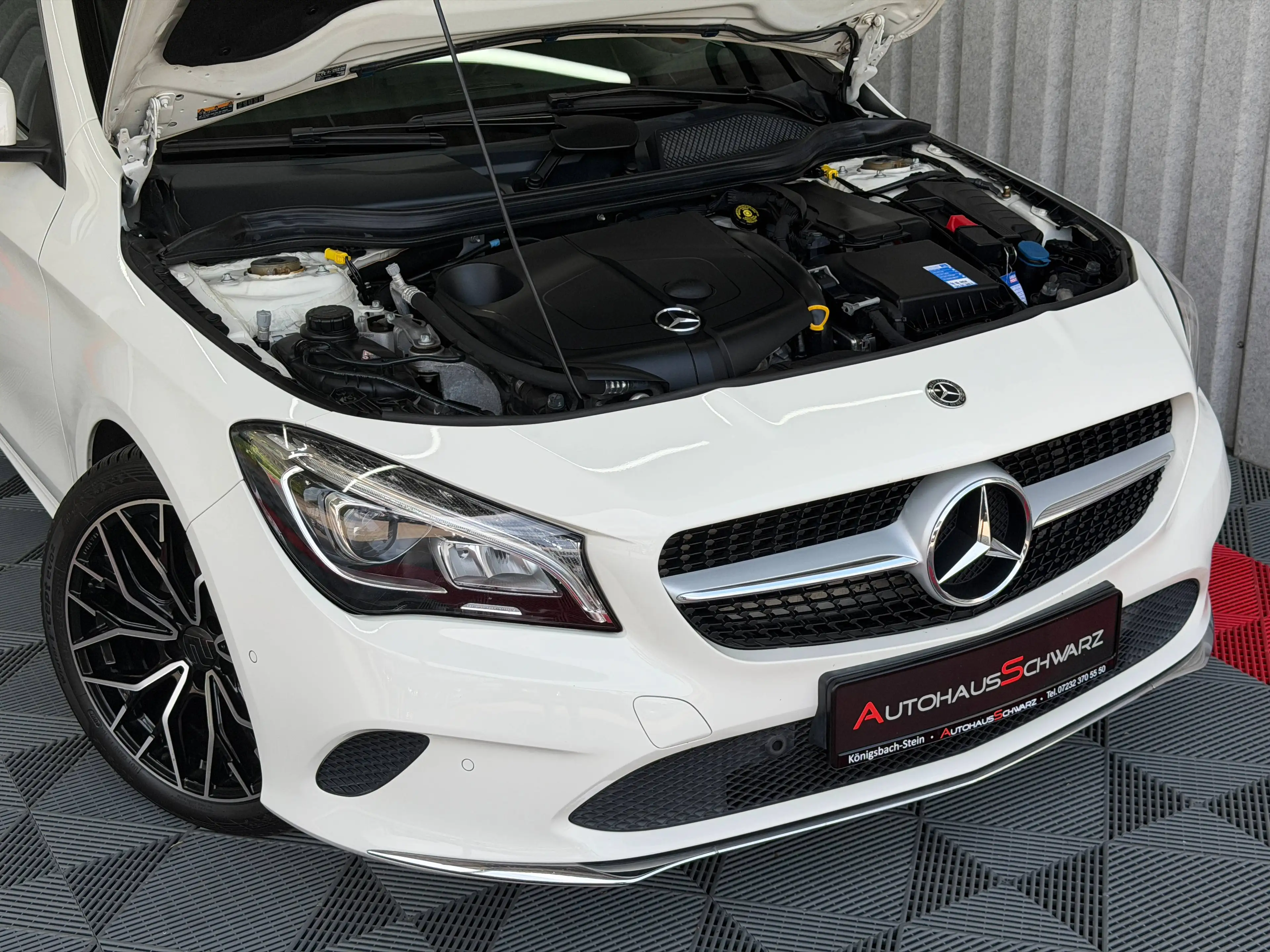 Mercedes-Benz CLA 220 CLA 220 CDI 4Matic SB Pano Led Kamera AHK StdHeiz. — photo 9