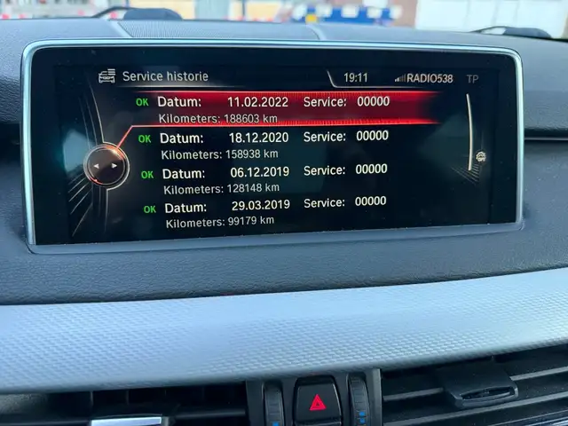 BMW X5 M view 25