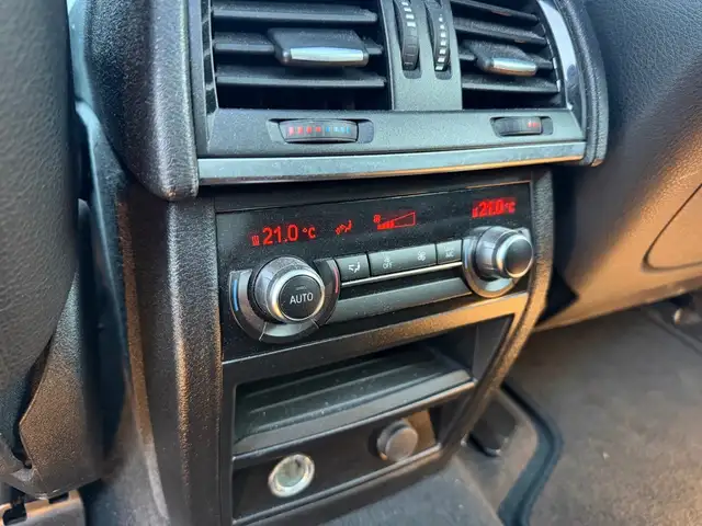BMW X5 M view 17