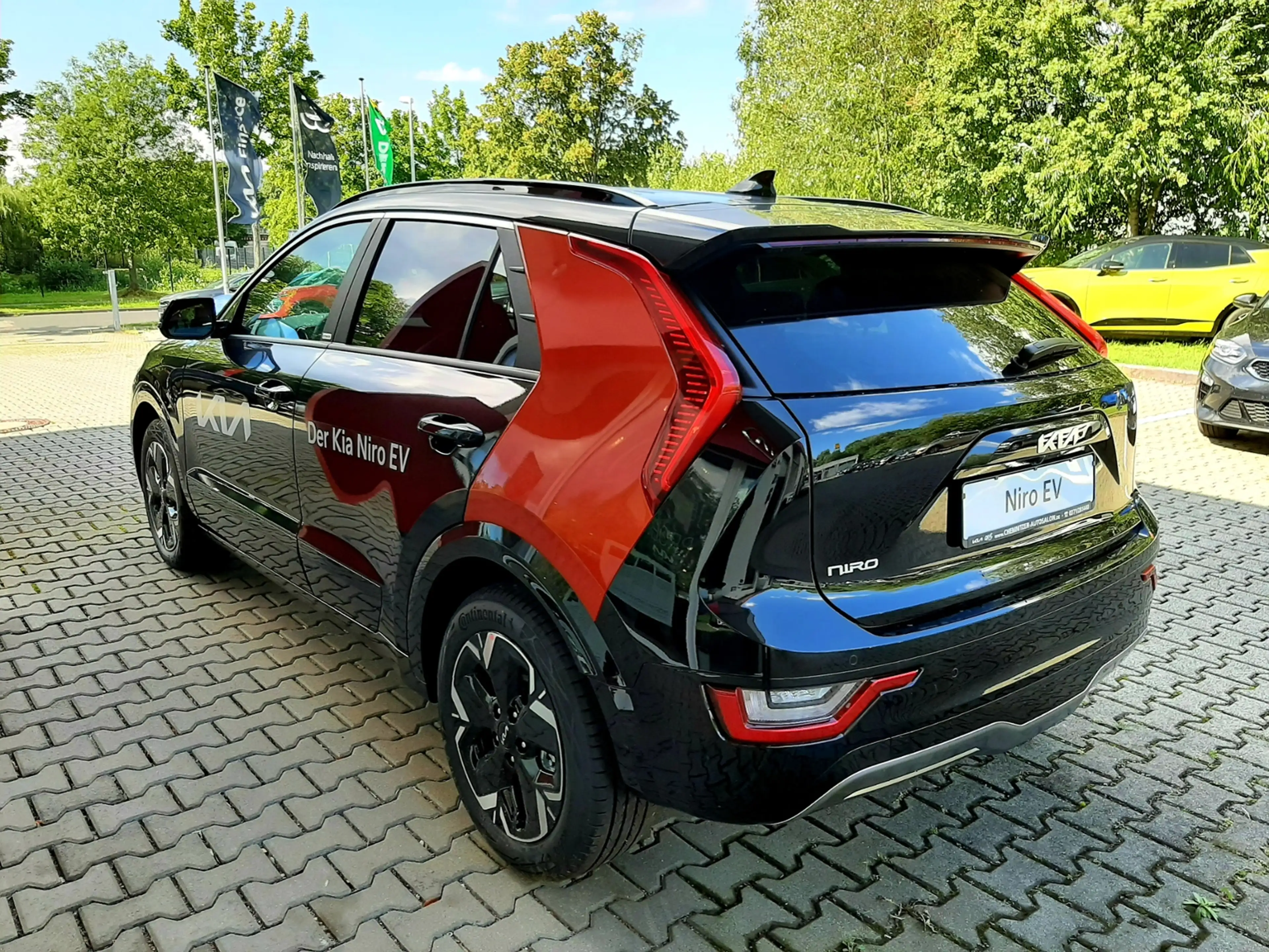 Kia Niro 64,8 kWh INS WP DW TEC REX DRG — photo 6