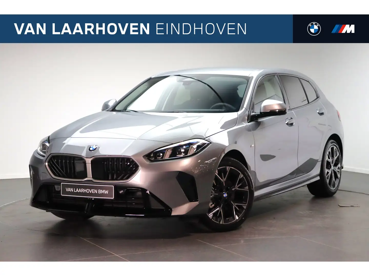 BMW 120 1 Serie M Sport Automaat / Adaptieve LED / Comfort Grijs - 1