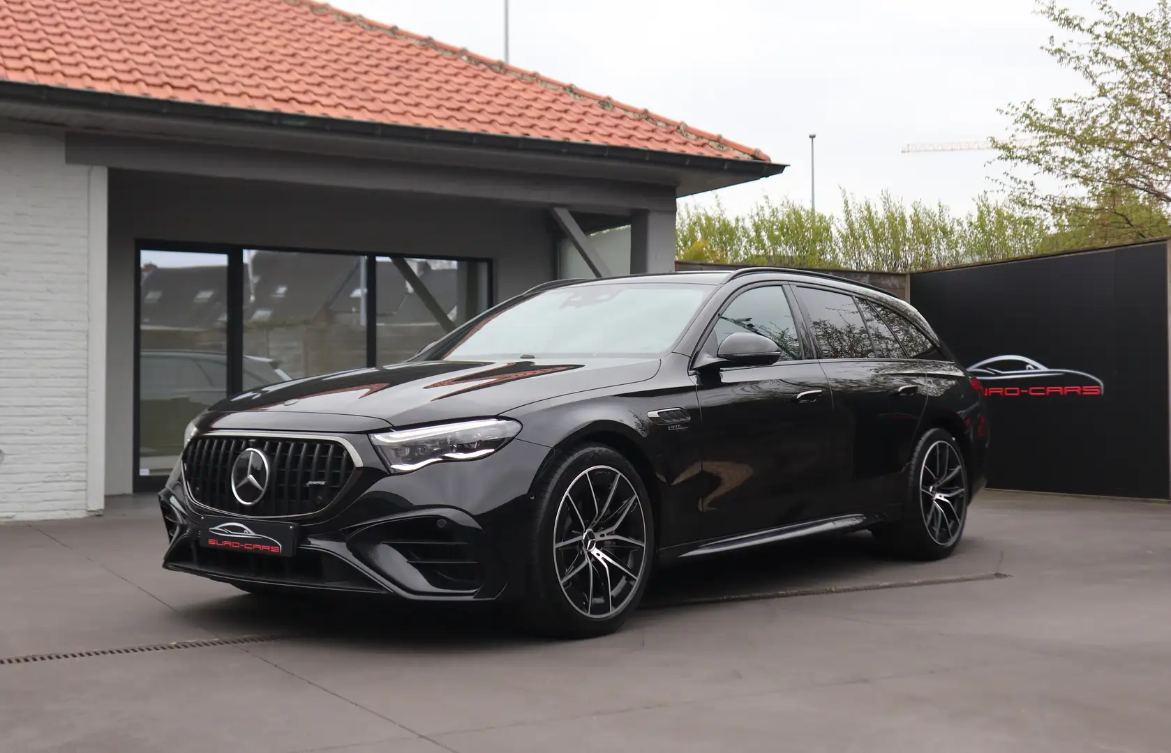 Mercedes-Benz E 53 AMG 4Matic/Night /Burmester/360°/Headup/Distr/Trekh - 2