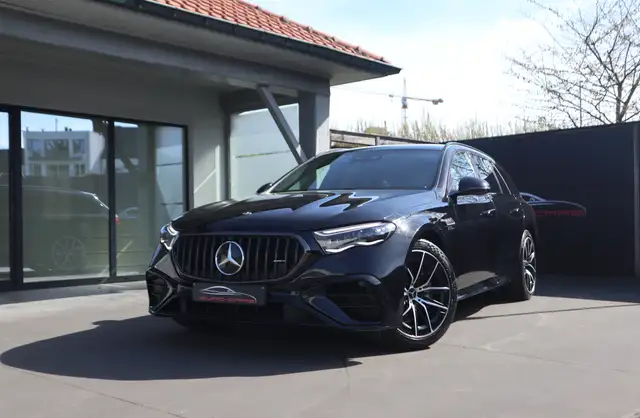 Mercedes-Benz E 53 AMG 4Matic/Night /Burmester/360°/Headup/Distr/Trekh