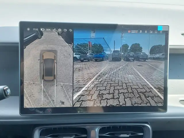 Leapmotor B05 view 13