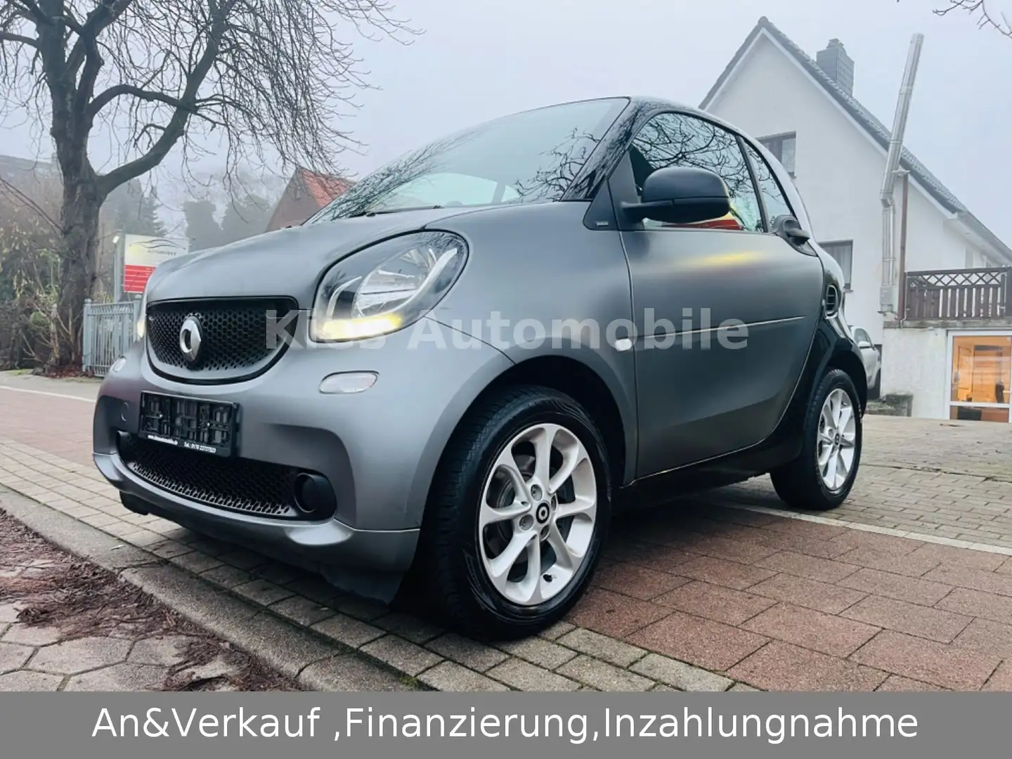 smart forTwo Passion 90Ps AUTOM/SITZH/KLIMA/ALU/2.HAND Grau - 2
