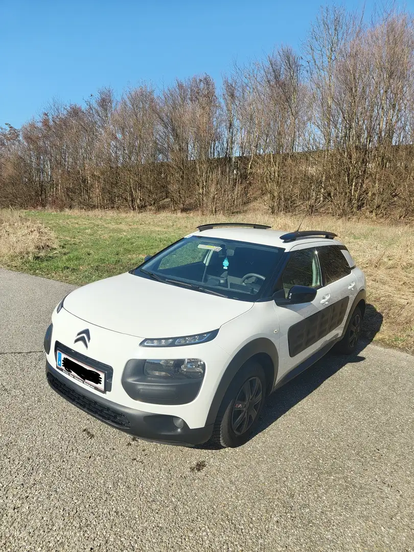 Citroen C4 Cactus 1,2 VTI82 Feel Weiß - 1