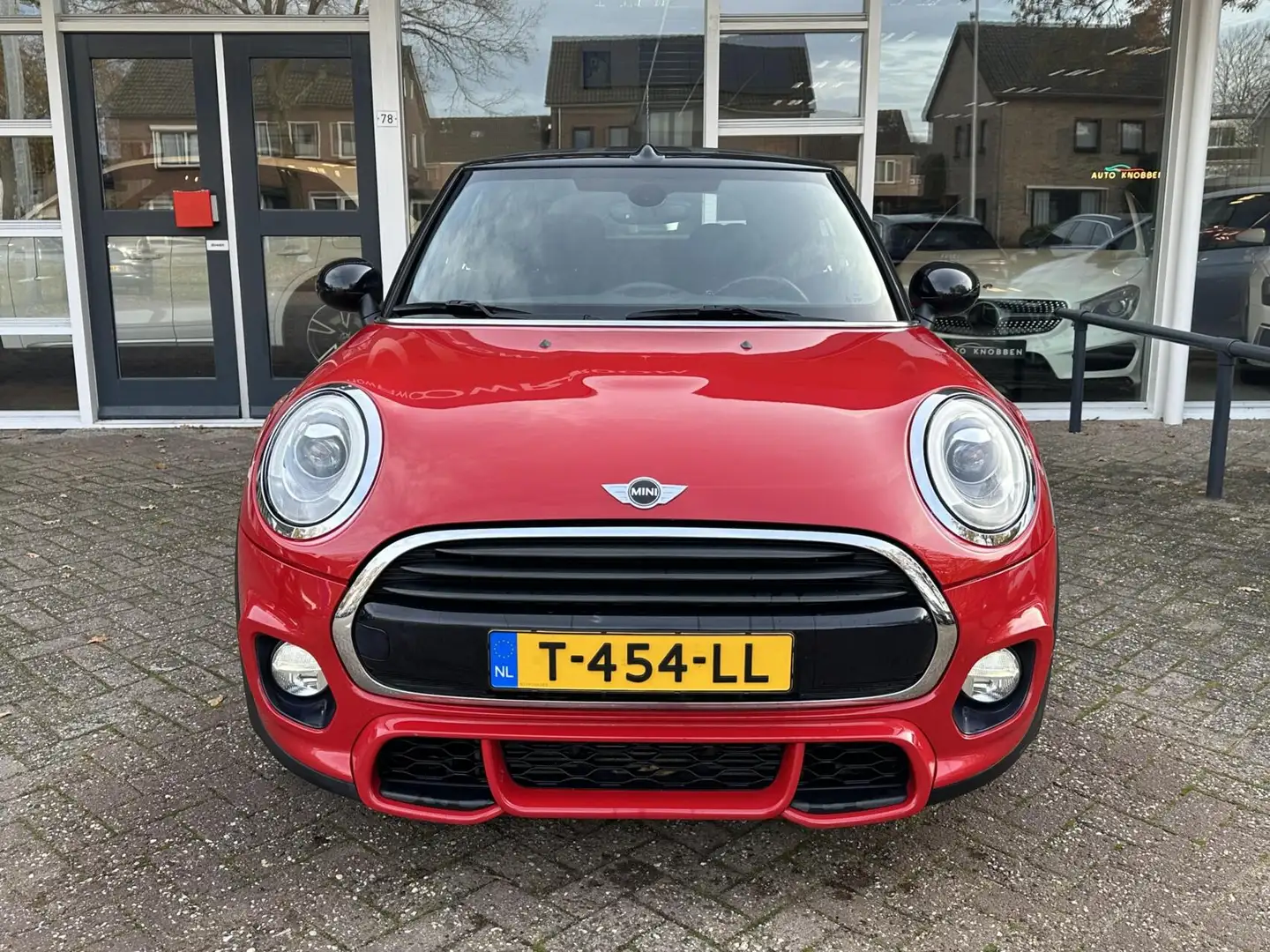 MINI John Cooper Works Cabrio 1.5 JCW Led, Keyless, Climat, Pdc, LM.. Rood - 2
