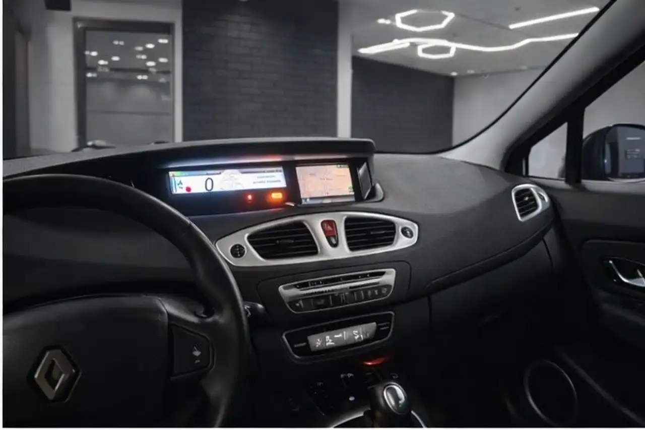 Renault Scenic 1.9 dCi 130 FAP