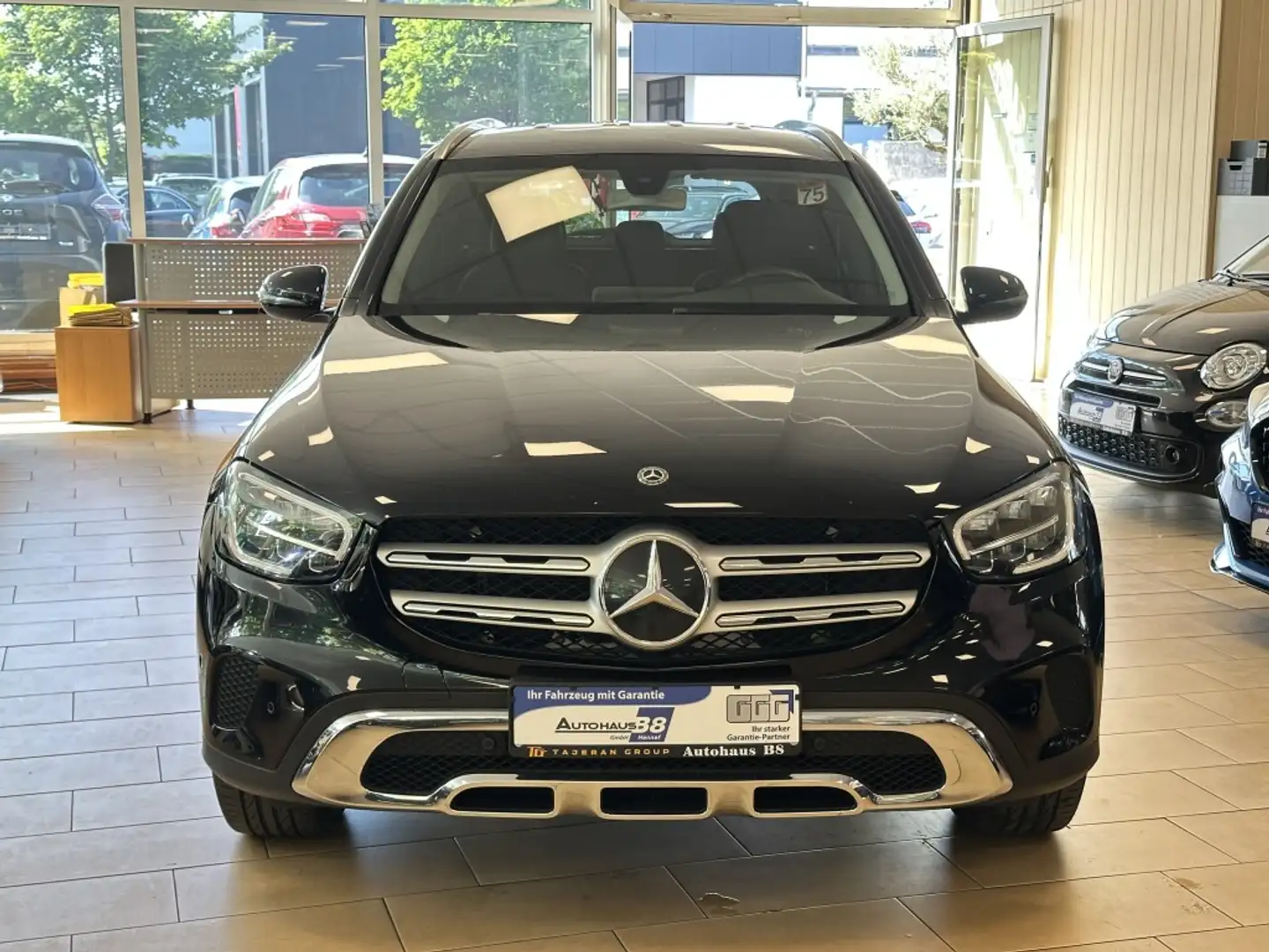 Mercedes-Benz GLC 200 4Matic*R.Cam*MBUX*LED*SHZ*Navi*Ambiente Siyah - 2