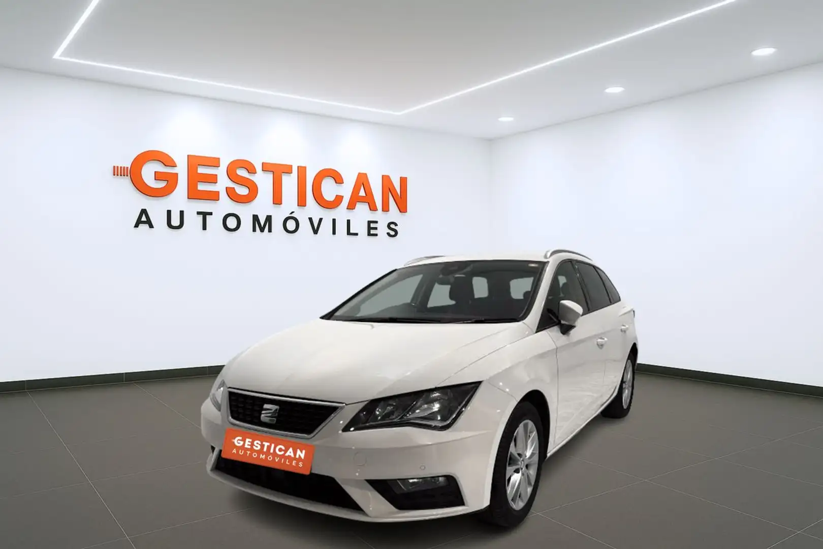 SEAT Leon ST 1.6 TDI 85kW (115CV) S&S Style Ad Nav Blanco - 1