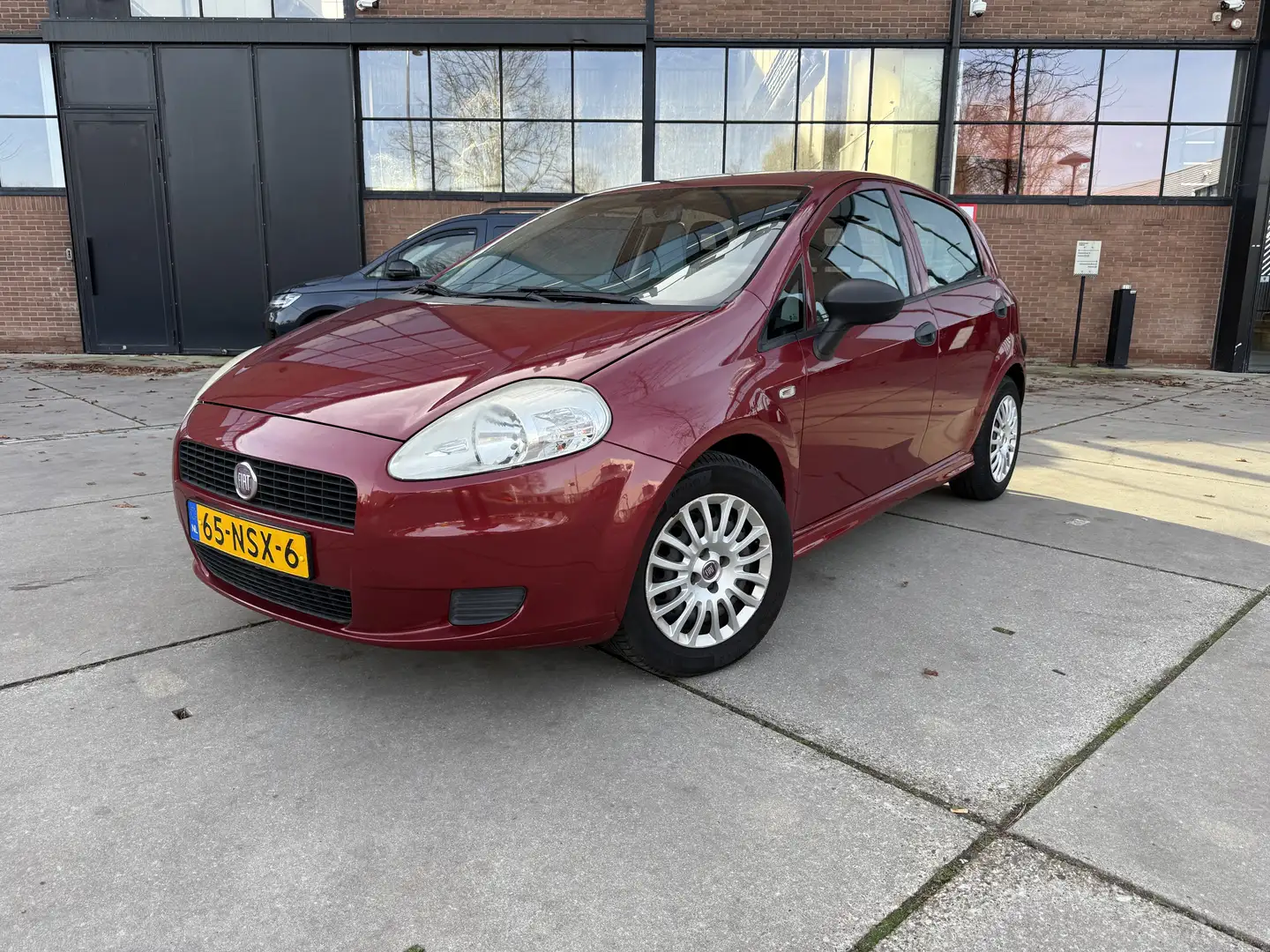 Fiat Punto 1.3 M-Jet 1e Eigenaar / Cruise Control Czerwony - 1