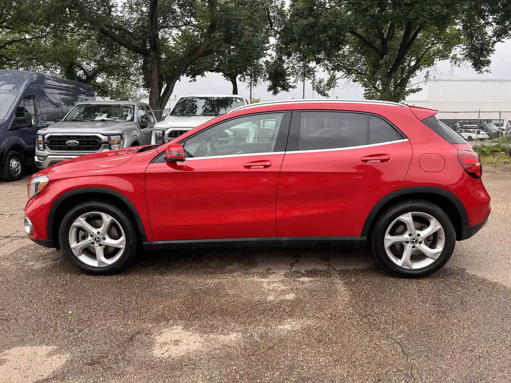 2019 Mercedes-Benz GLA 250 | Power Liftgate | CarPlay | Heated Seats — photo 4