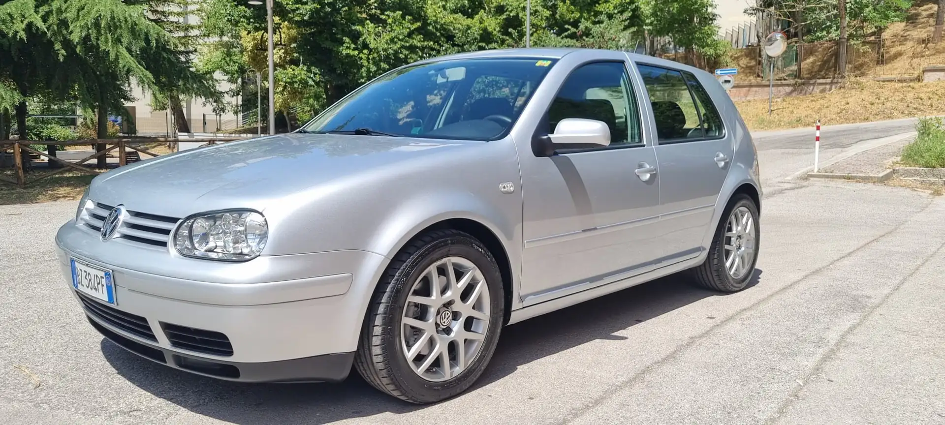 Volkswagen Golf Golf IV 1997 5p 1.9 tdi HIGHLINE 130cv Argento - 1
