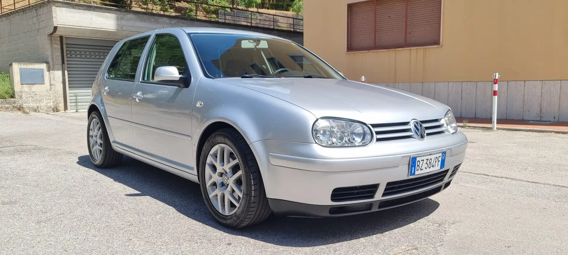 Volkswagen Golf Golf IV 1997 5p 1.9 tdi HIGHLINE 130cv Argento - 2