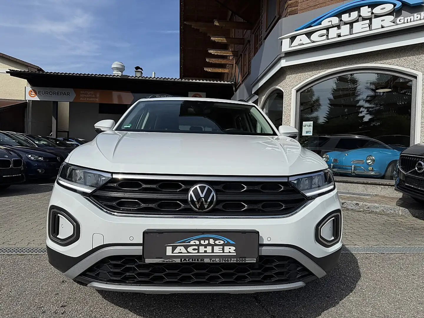 Volkswagen T-Roc 2.0 TDI Life DSG*AHK*LED*RFK*ACC* Weiß - 2