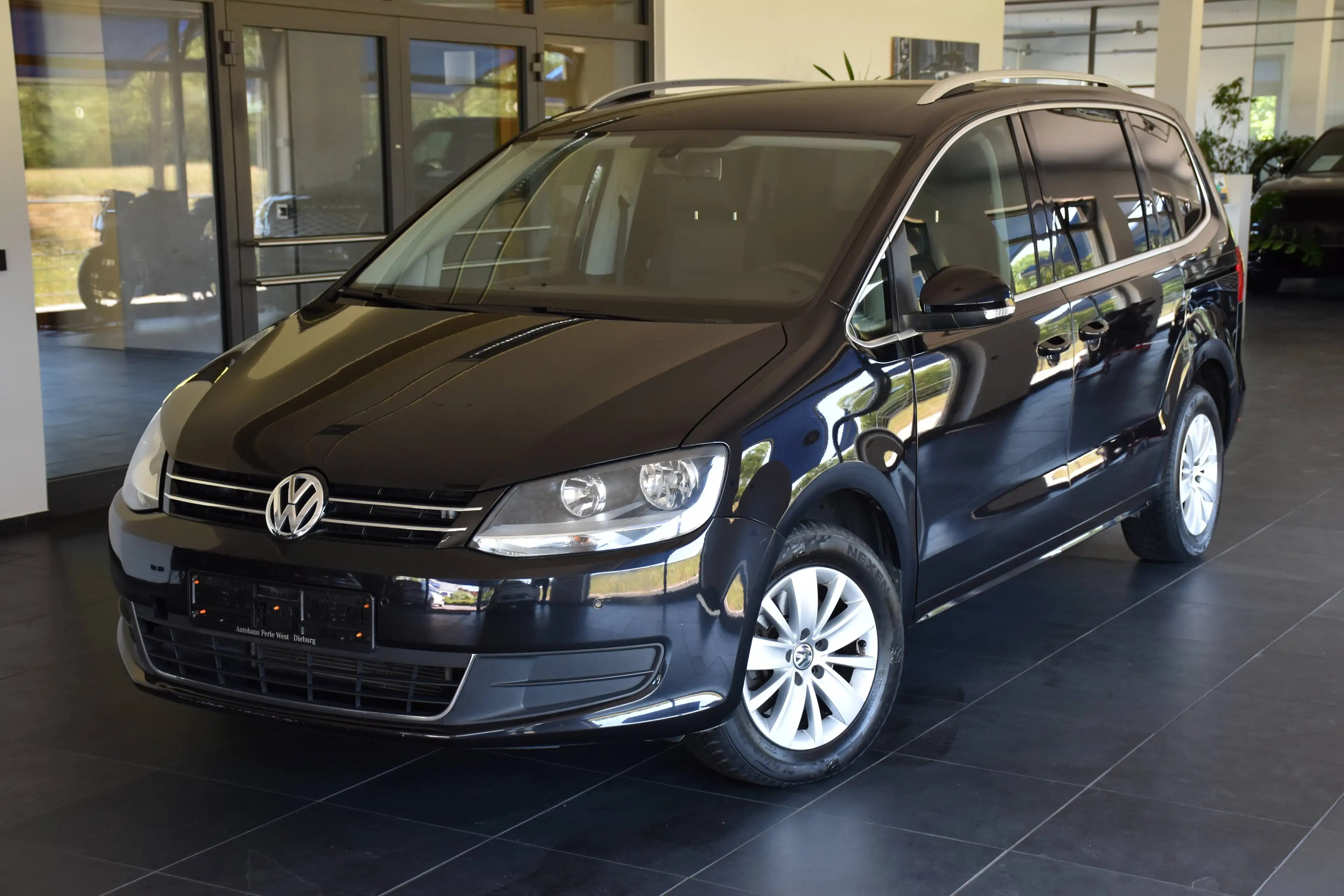 Volkswagen Sharan 2.0 TDI DSG Comfortline BMT 7-SITZER