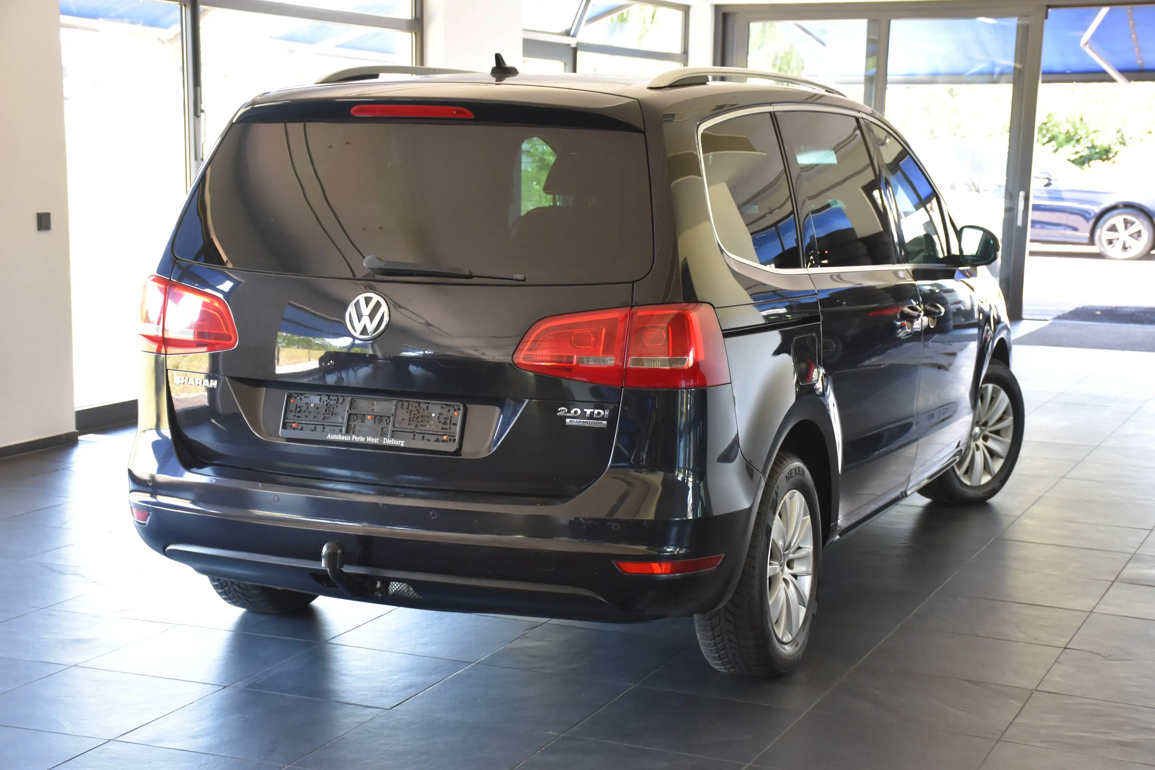 Volkswagen Sharan 2.0 TDI DSG Comfortline BMT 7-SITZER — photo 3
