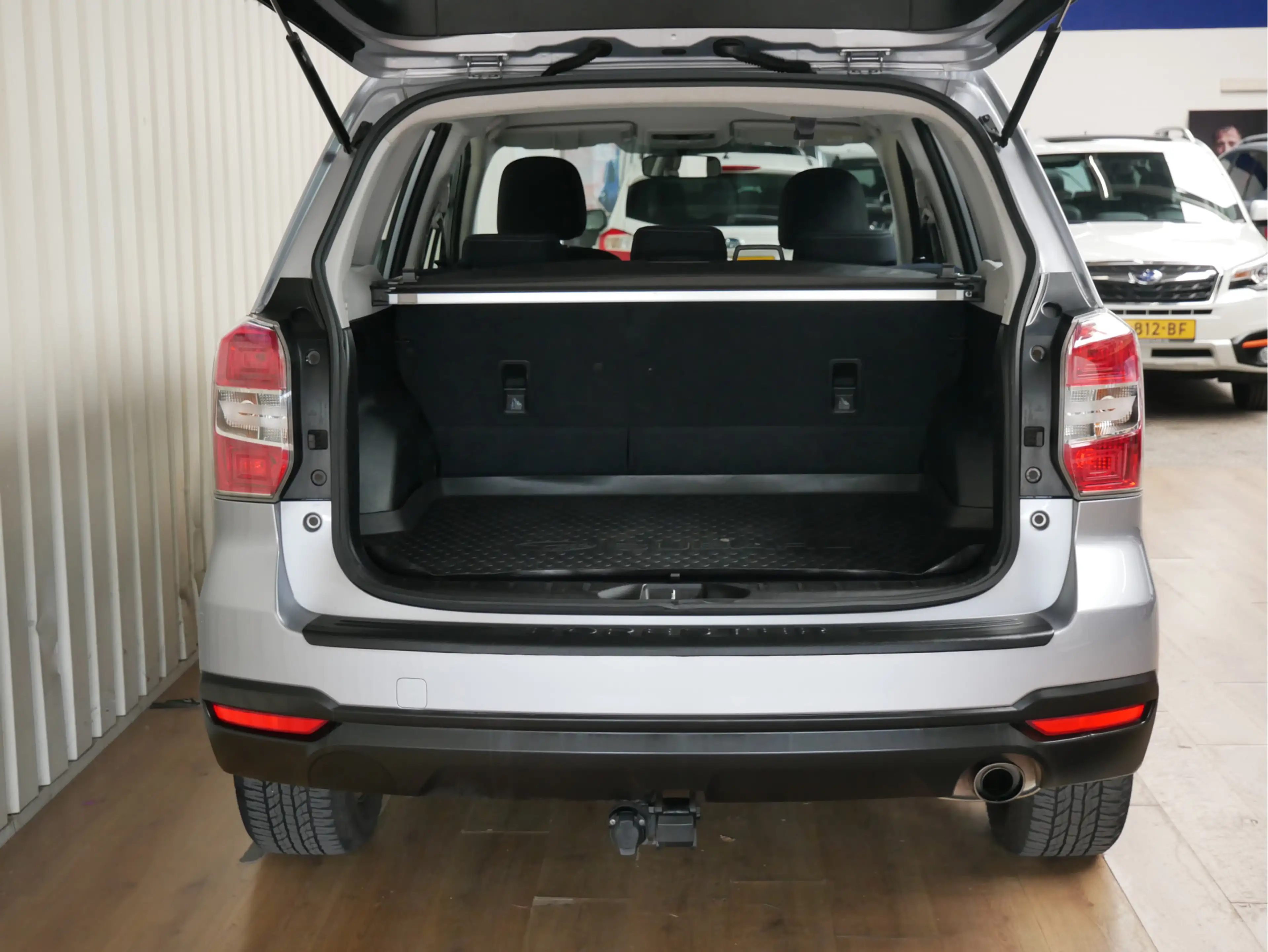Subaru Forester 2.0 Luxury — photo 7