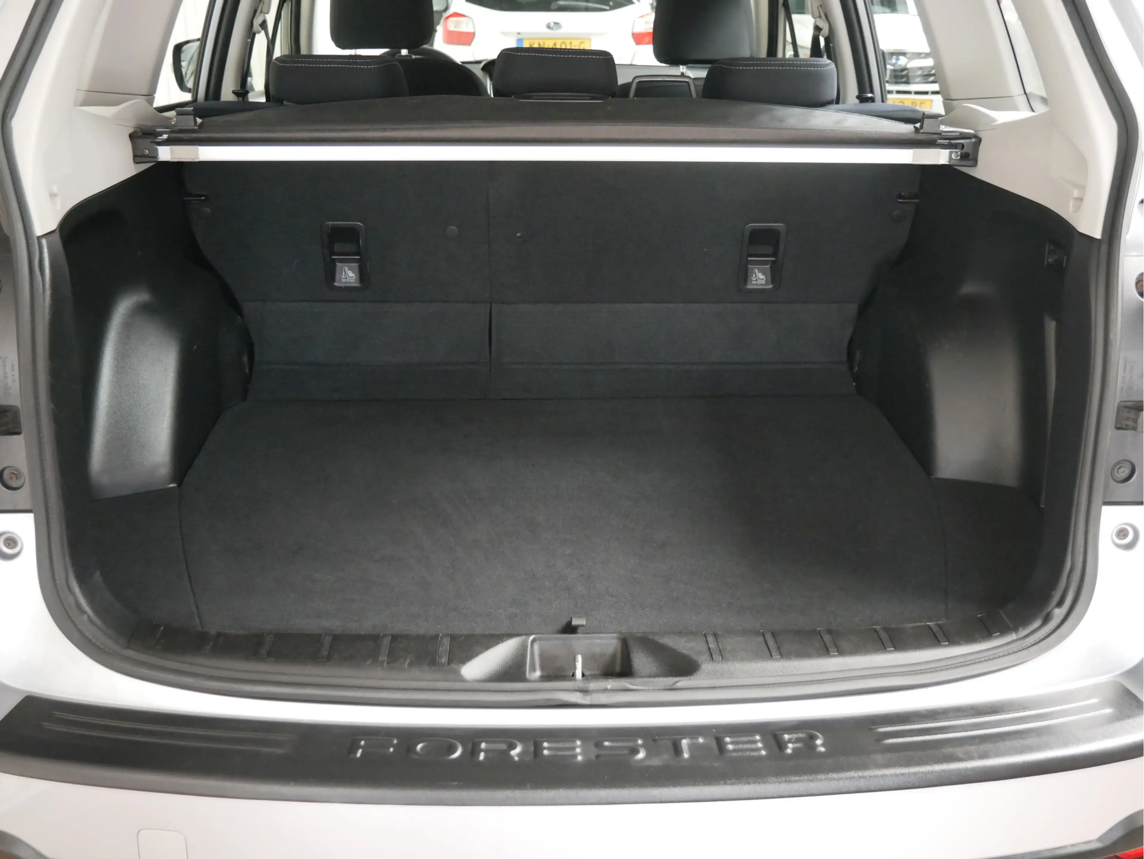 Subaru Forester 2.0 Luxury — photo 8