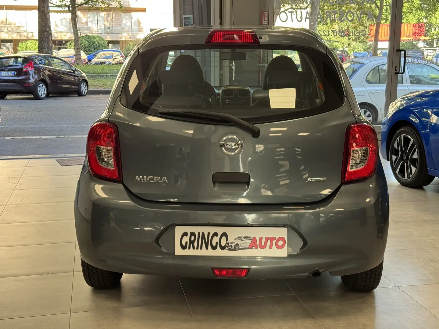 Nissan Micra 5p 1.2 Active eco Gpl Gris - 2