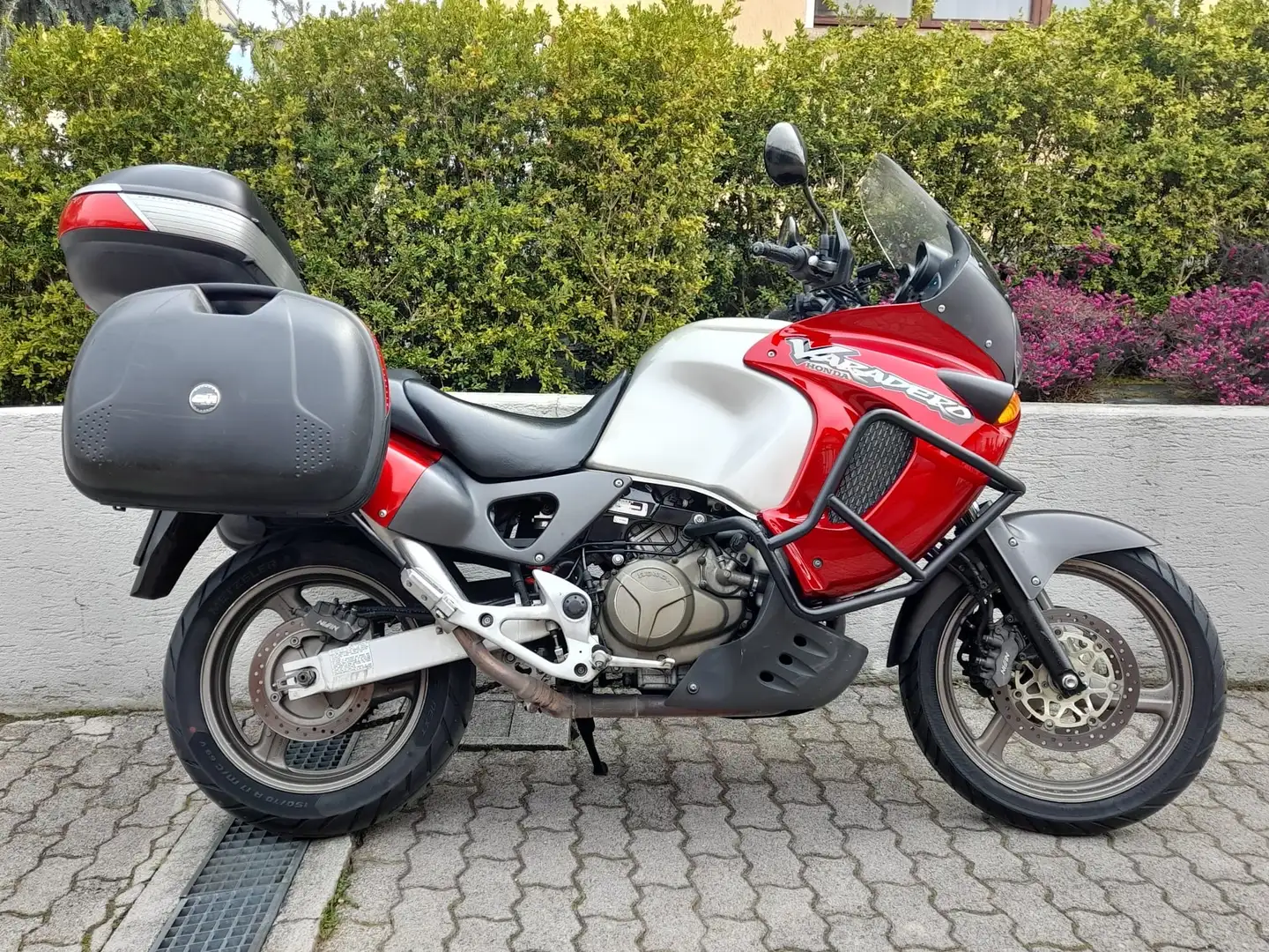 Honda Varadero Rot - 1