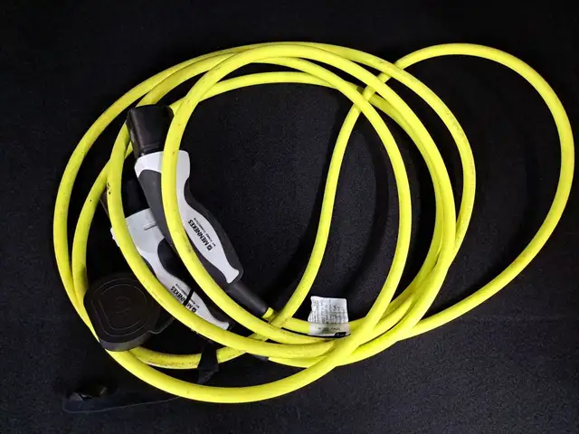 Ford Explorer view 10