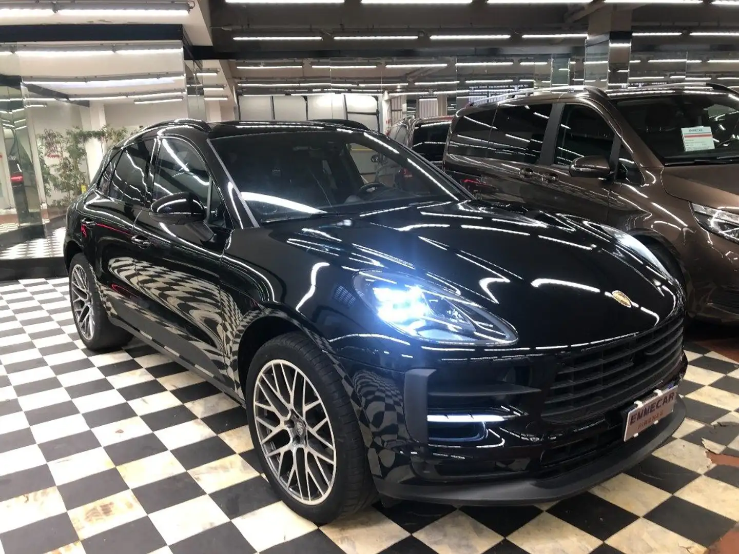 Porsche Macan 2.0 Noir - 2