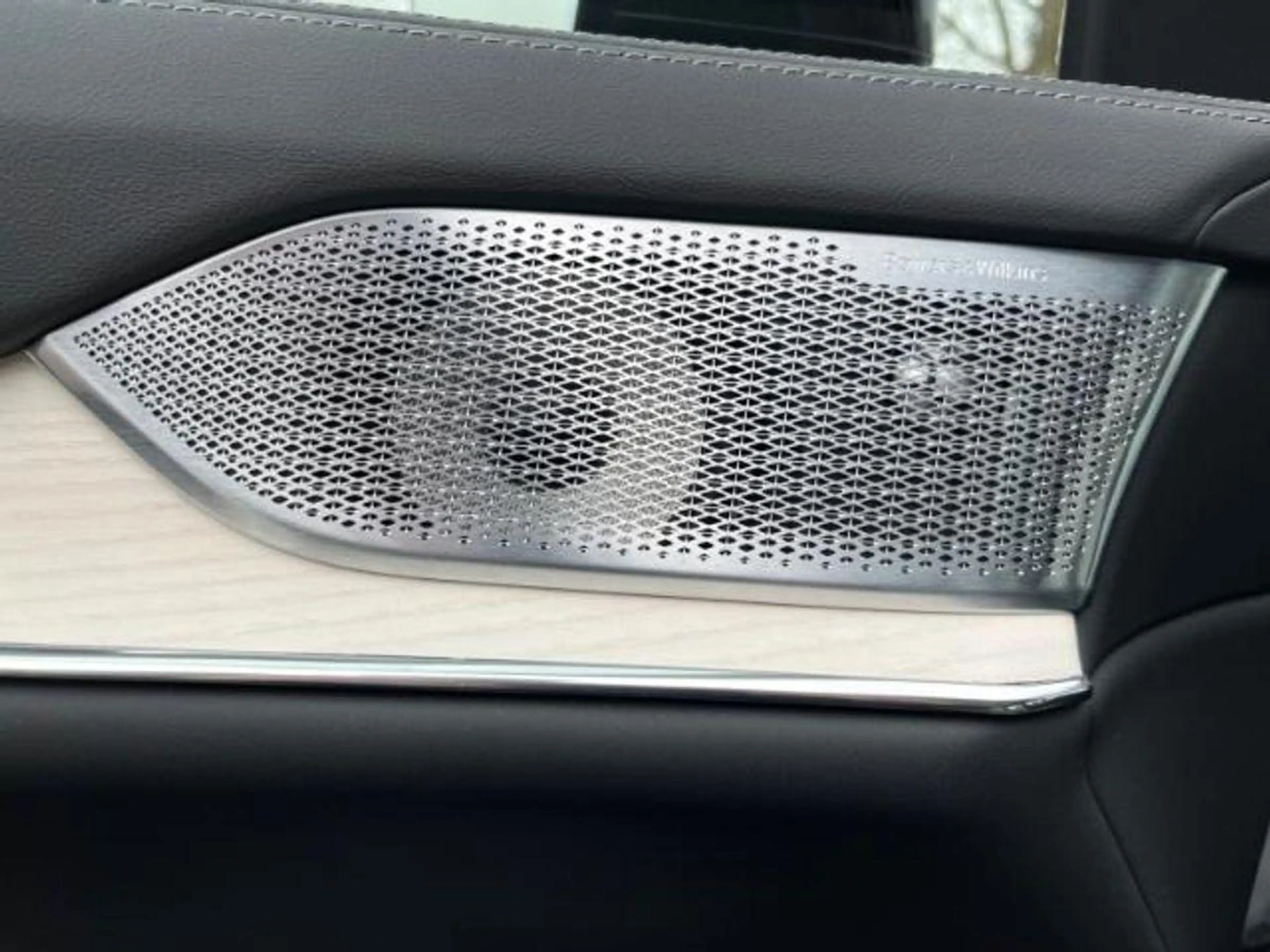 Volvo EX90 Twin Engine Performance Ultra Bower Wilkens — photo 11