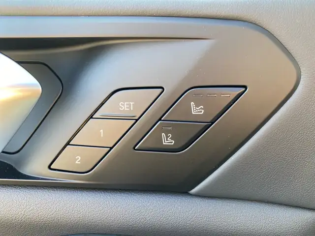 BMW X5 view 14