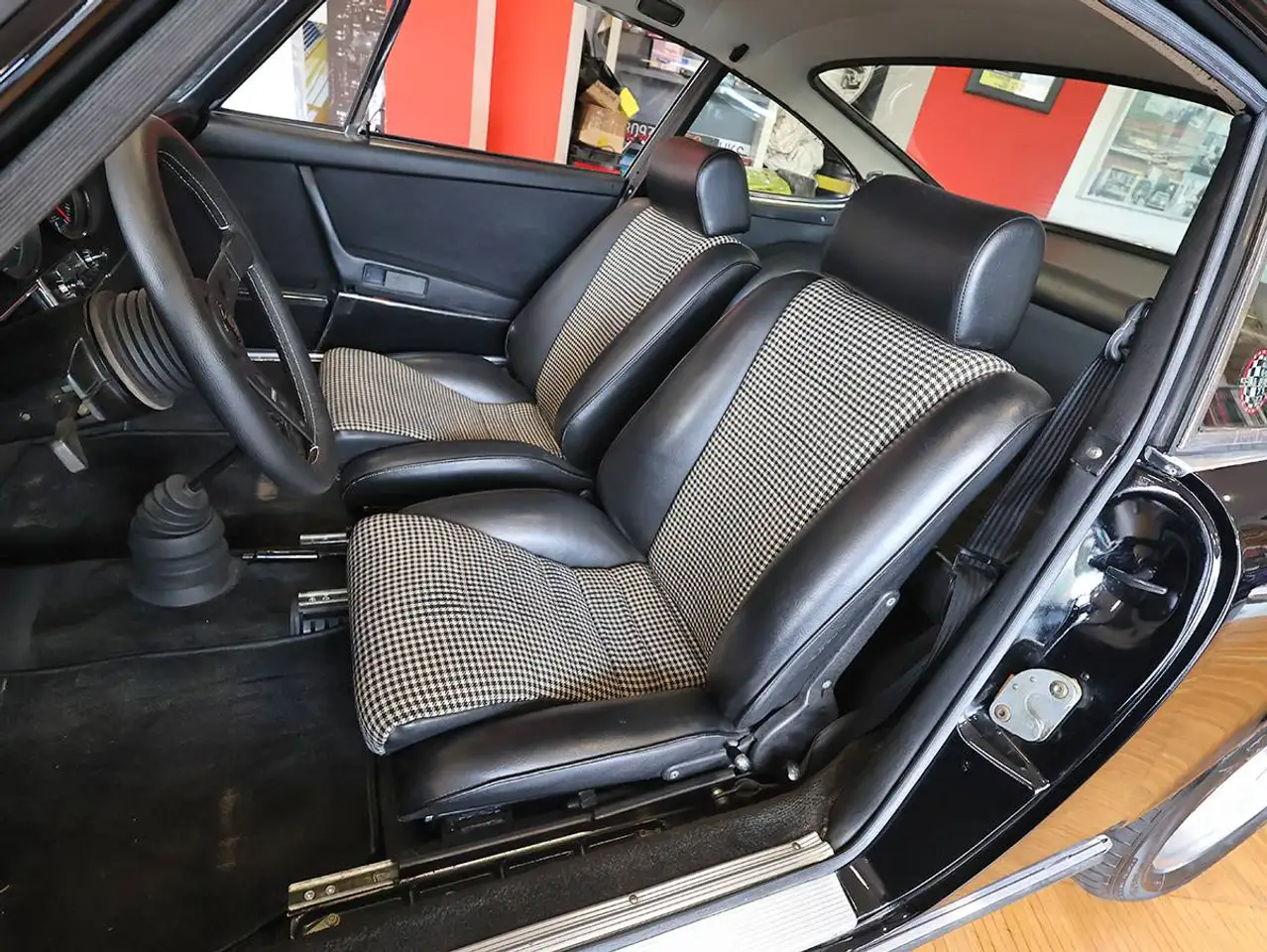 Porsche 911 2.4 S (1973), foto 9
