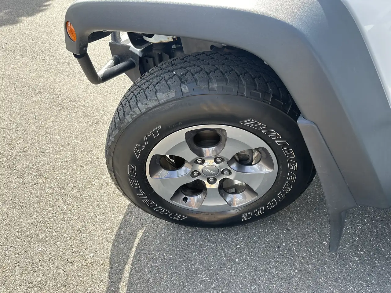 Jeep Wrangler снимка Jeep Wrangler