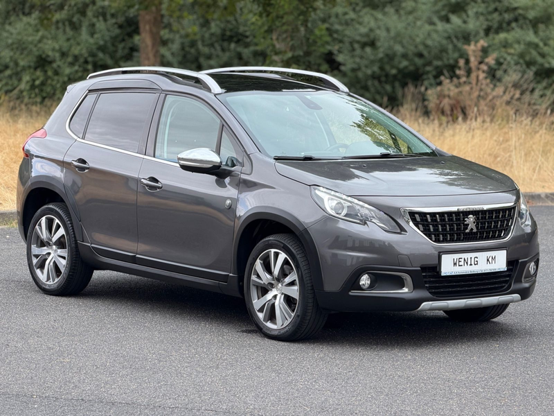 Peugeot 2008 Crossway PureTech 110 EAT6 Nur 24.000 KM