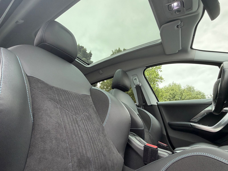 Peugeot 2008 Crossway PureTech 110 EAT6 Nur 24.000 KM — photo 11
