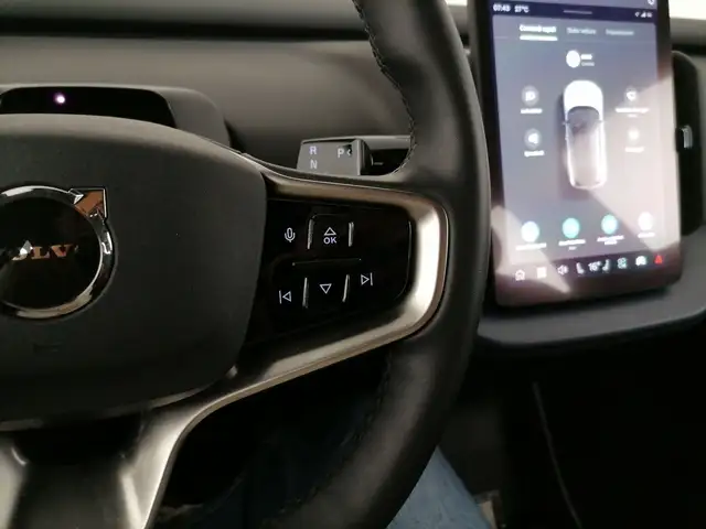 Volvo EX30 view 9