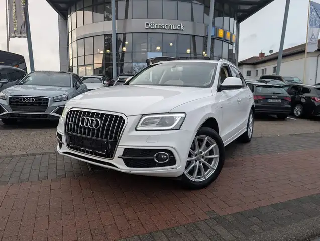 Audi Q5 Sport Edition PANO. NAVI. AHK. 4x4. S-LINE