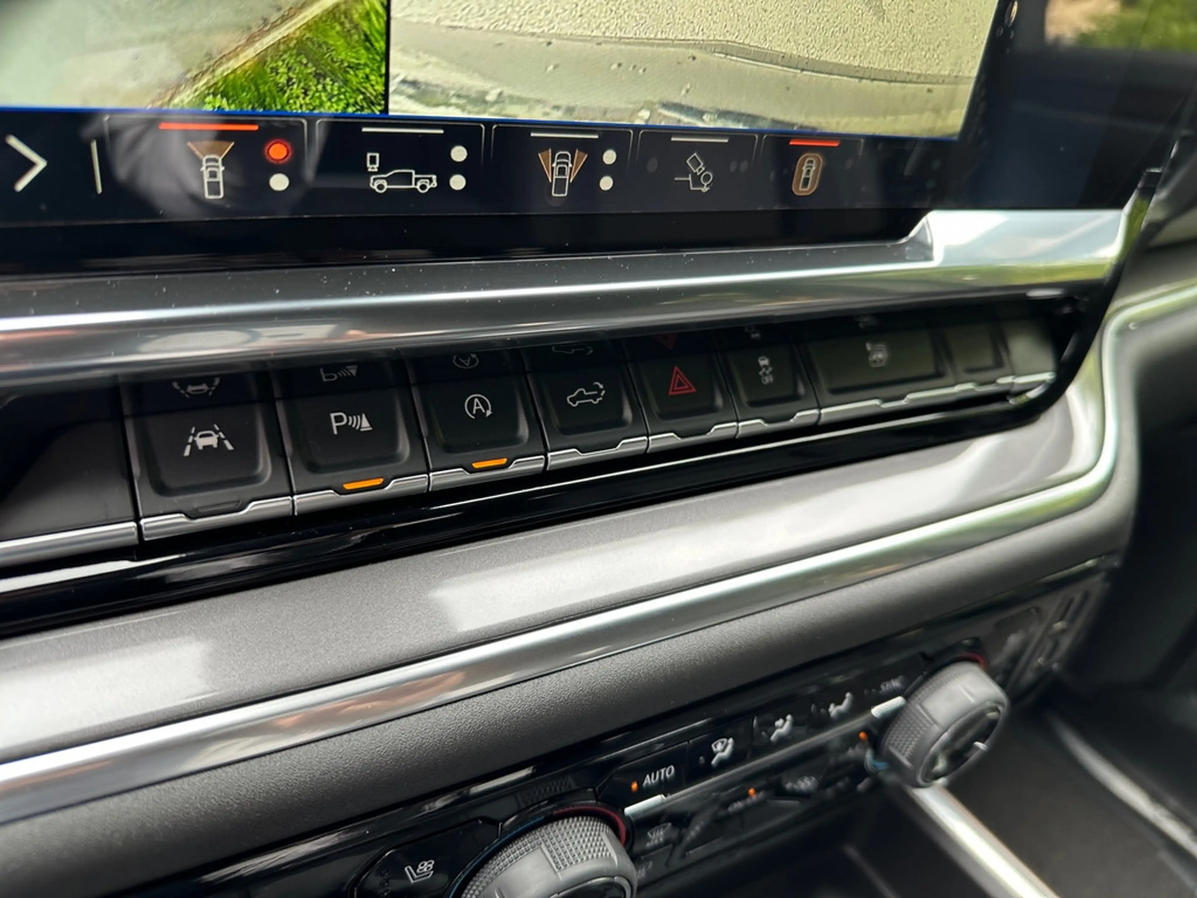 Chevrolet Silverado Crew Cab High Country Midnight Edit — photo 8