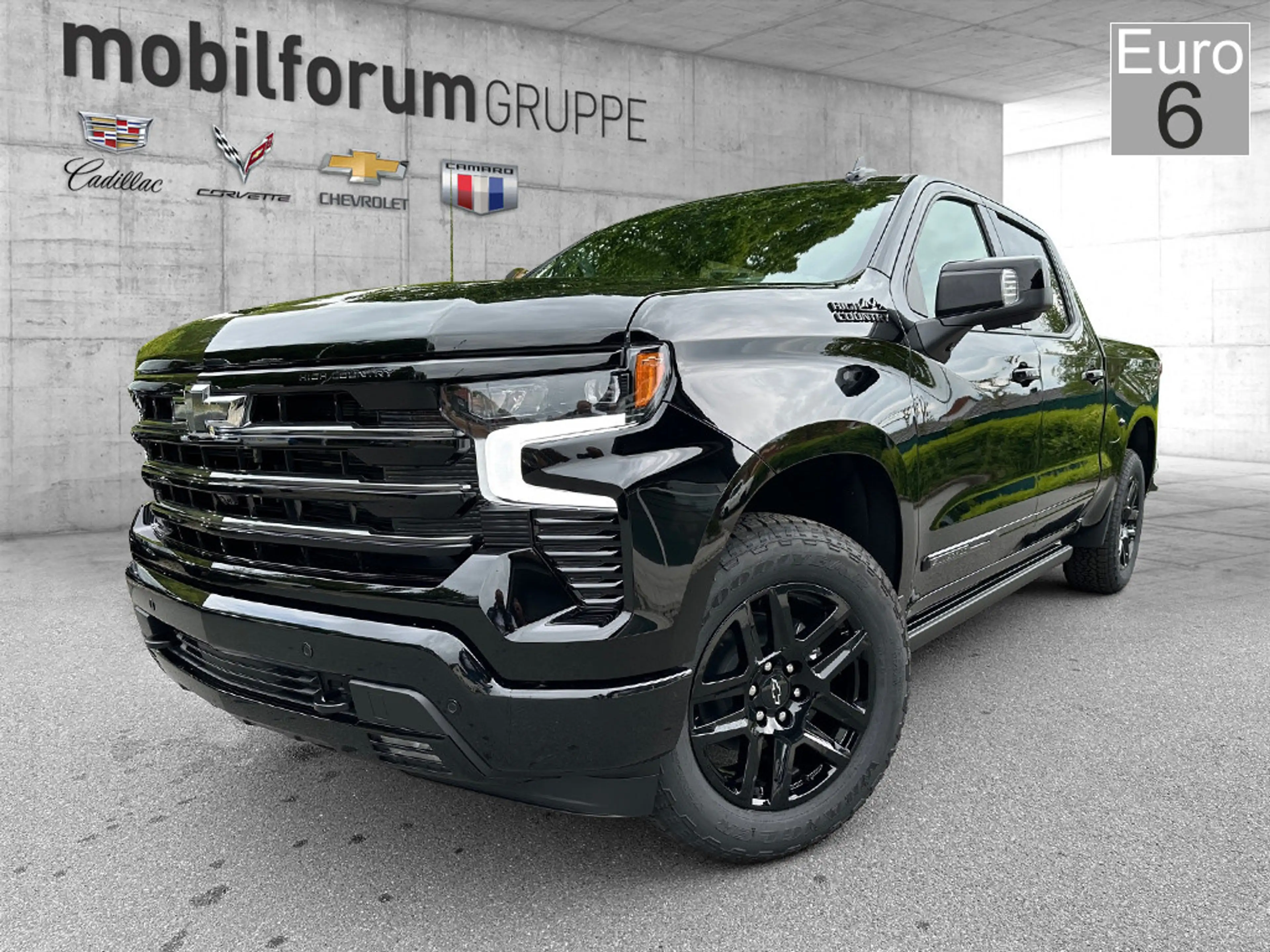 Chevrolet Silverado Crew Cab High Country Midnight Edit